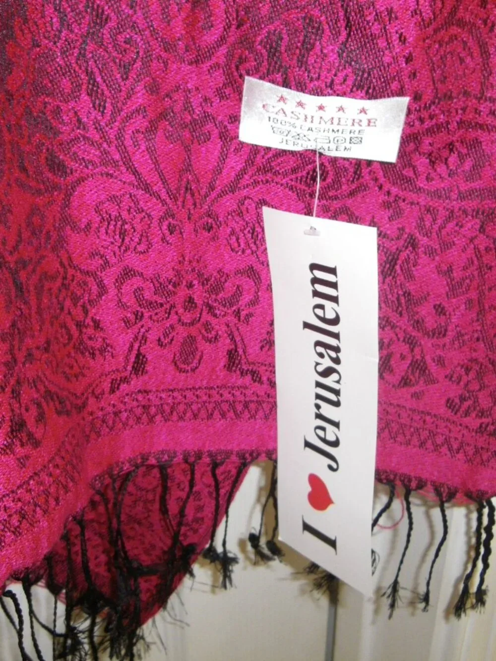 Women’s 100% Cashmere Scarf Wrap Made in Jerusalem w/ I Love Jerusalem Tags - Picture 4 of 4
